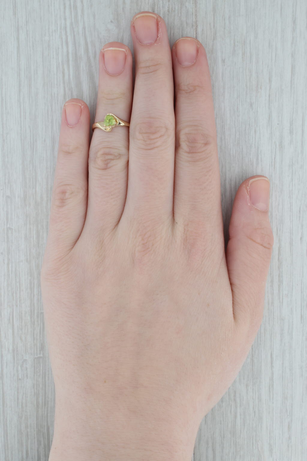 Gray 0.50ct Peridot Heart Bypass Ring 10k Yellow Gold Size 5.5 August Birthstone