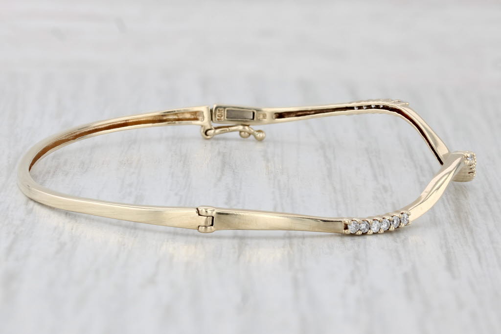 Light Gray Contoured 0.25ctw Diamond Bangle Bracelet 10k Yellow Gold 6.75" 2.1mm