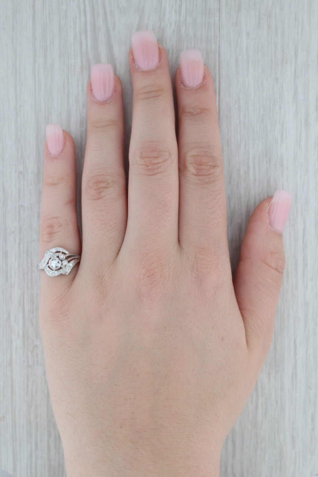 Dark Gray Vintage 0.43ctw Diamond Ring White Gold Size 6.75