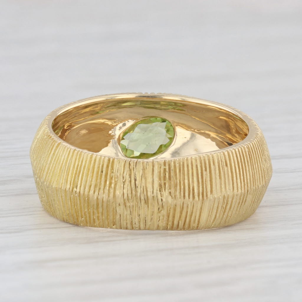Light Gray 0.50ct Peridot Oval Solitaire Ring 18k Yellow Gold Size 8 Ridge Band