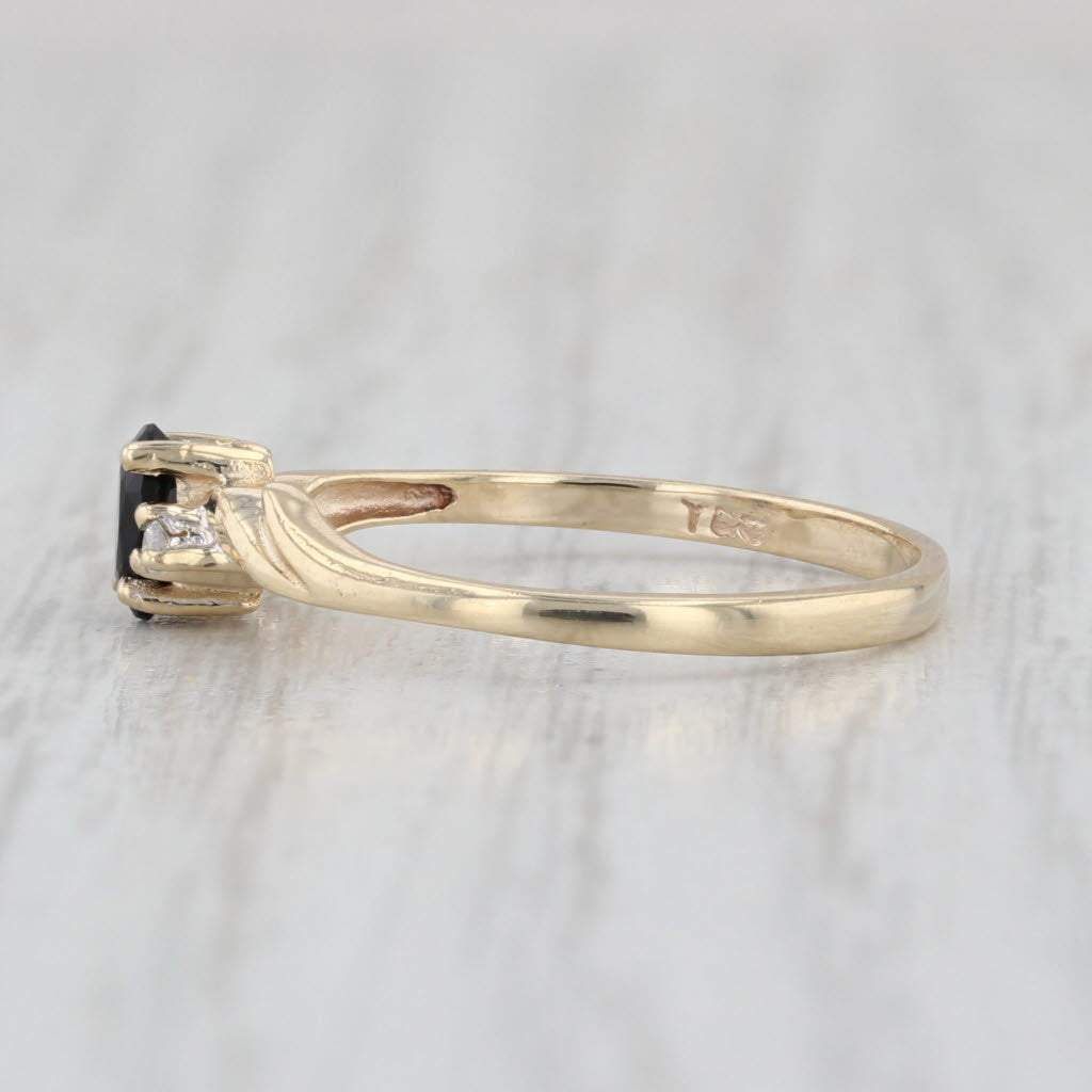 Onyx Diamond Ring 10k Yellow Gold Size 6.25