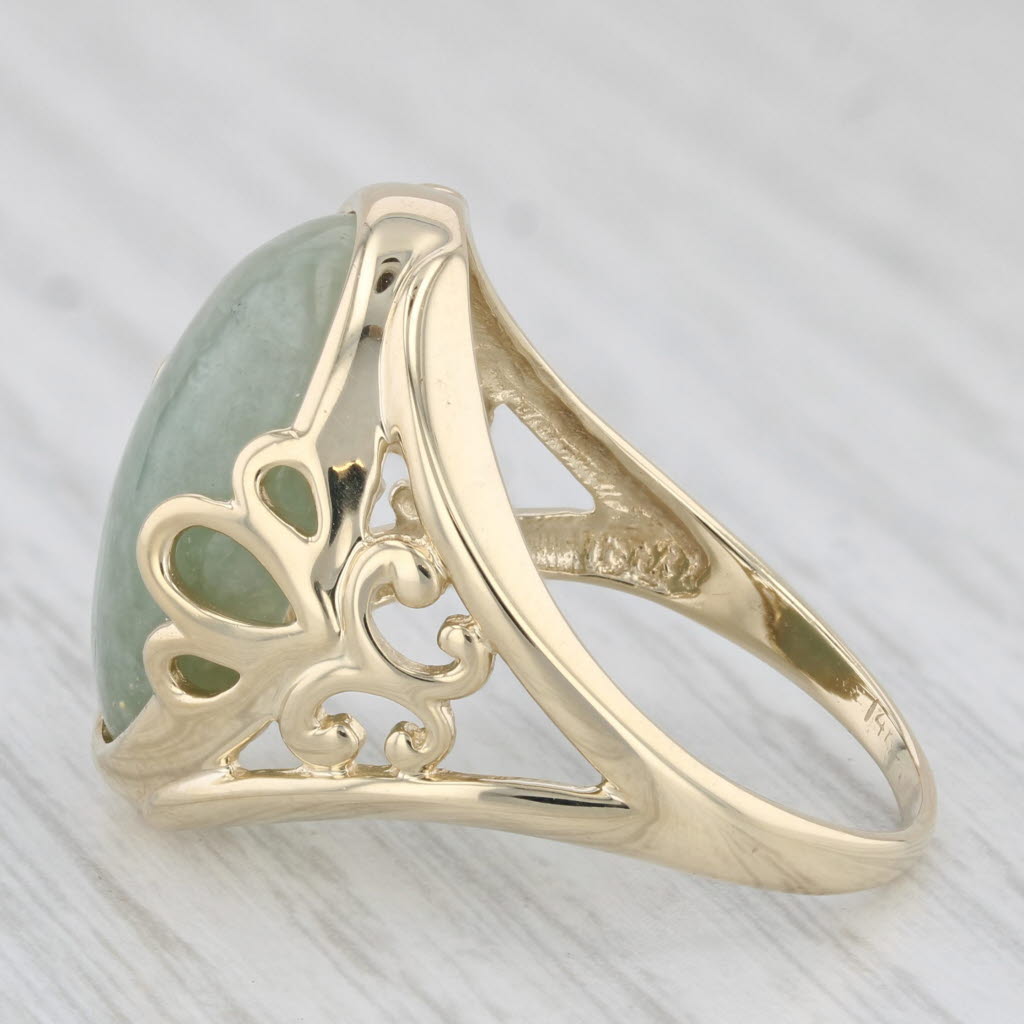 Light Gray Green Jadeite Jade Ring 14k Yellow Gold Size 9 Oval Cabochon Solitaire