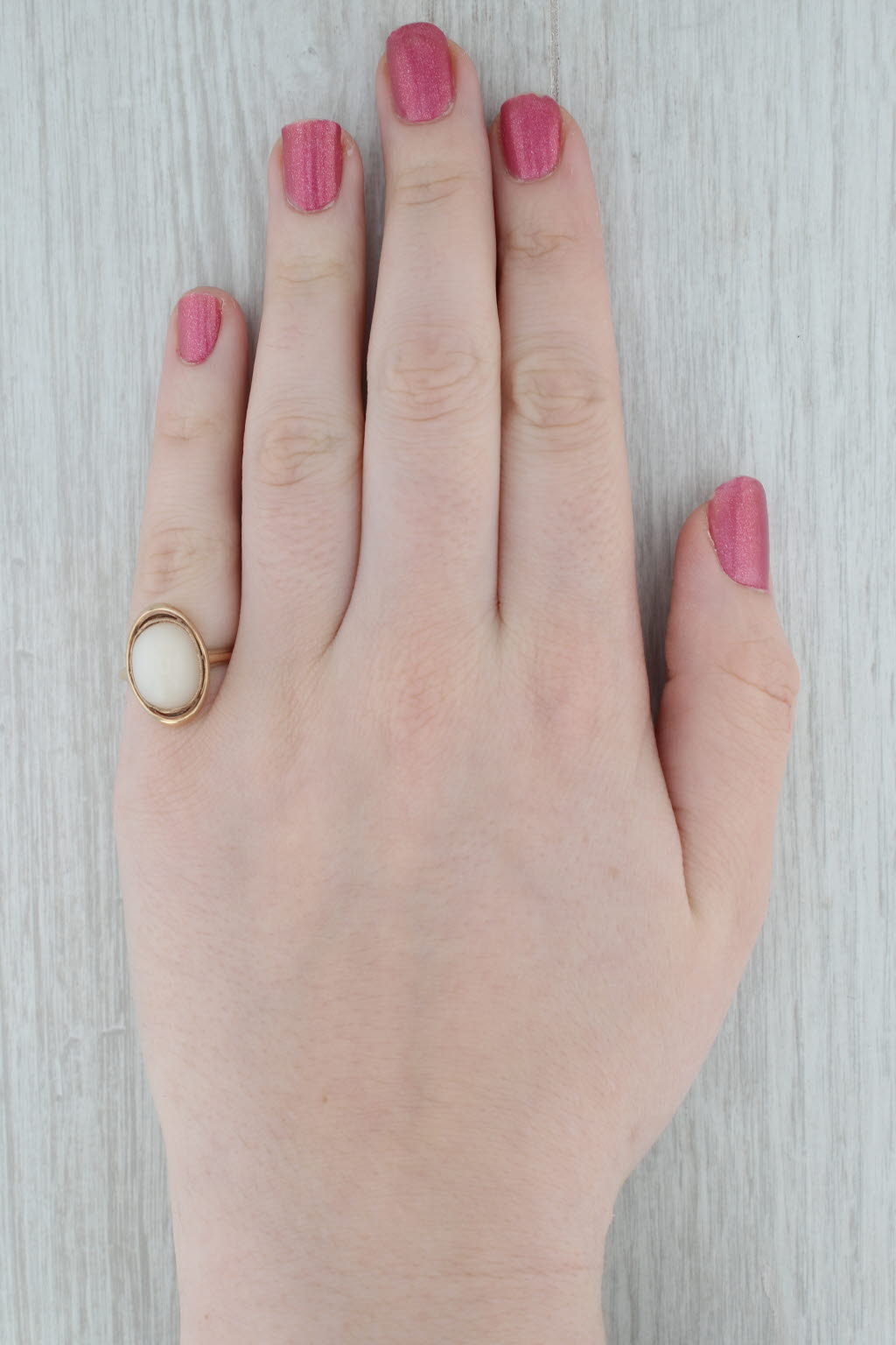 Gray Oval Cabochon Moonstone Solitaire Ring 10k Yellow Gold Size 6.25
