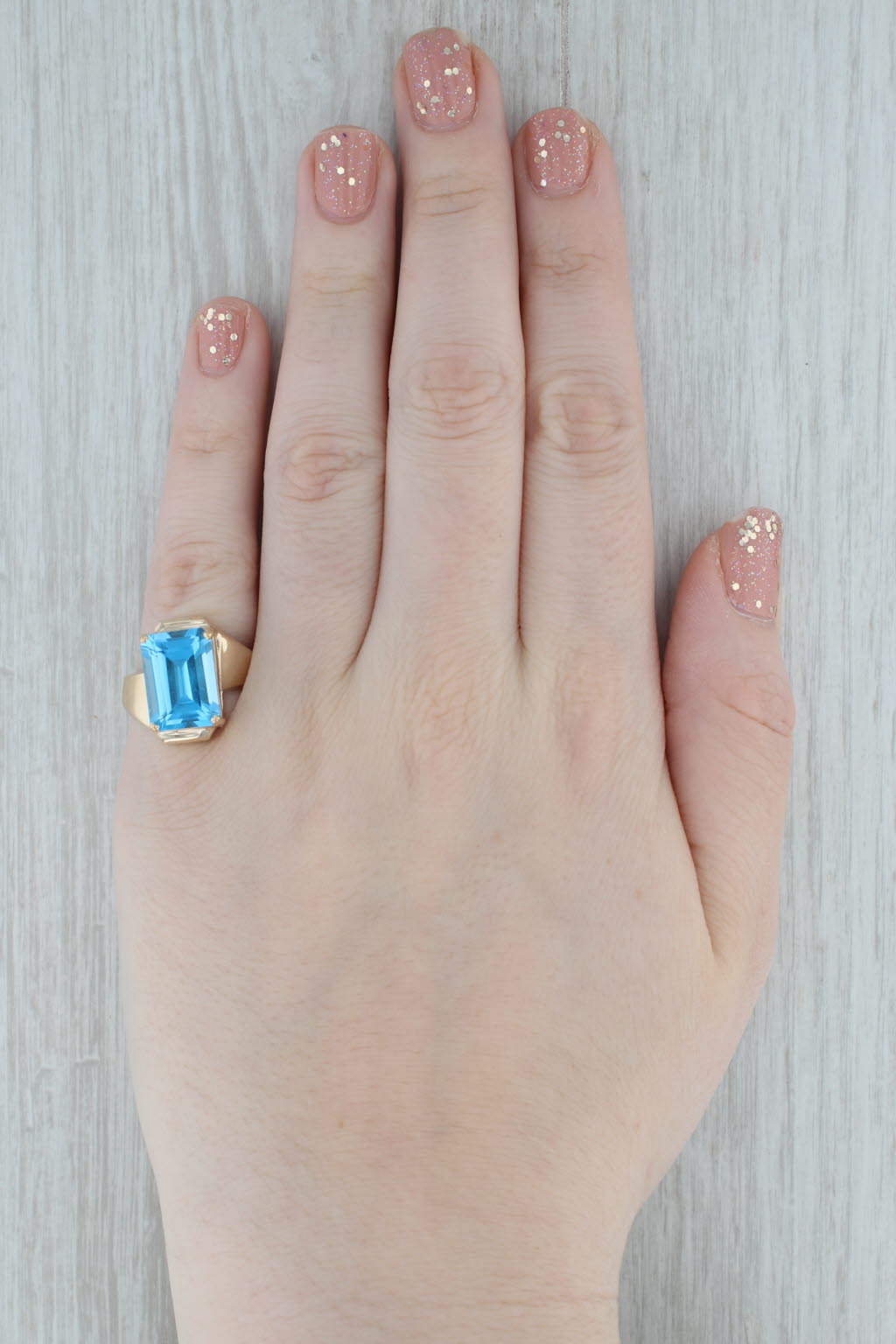 Gray 9.78ct Emerald Cut Solitaire Blue Topaz 10k Yellow Gold Ring Size 7