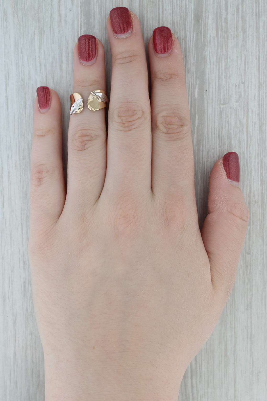 Dark Gray White Yellow Gold Leaf Ring 14k Adjustsable Band Size 5 +