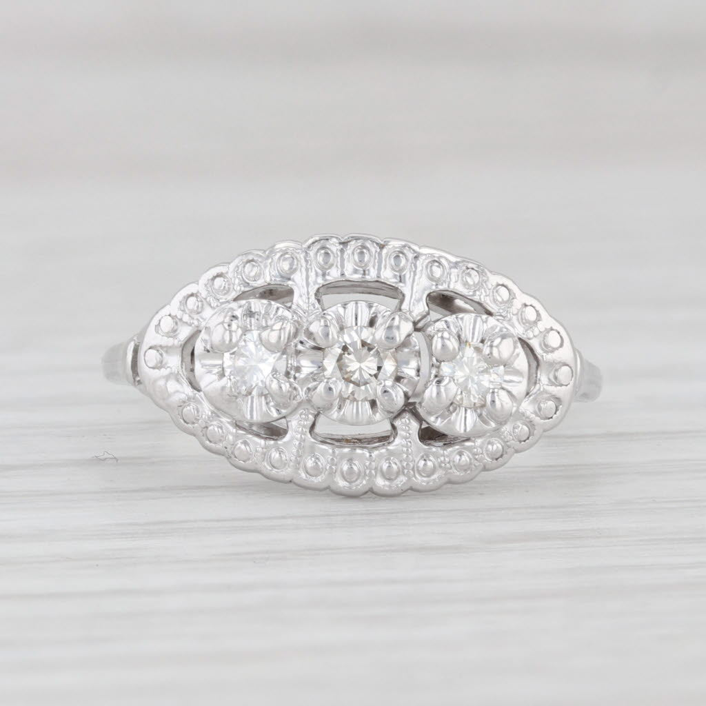 Light Gray 0.20ctw Diamond 3-Stone Vintage Princess Ring 14k White Gold Size 6.5