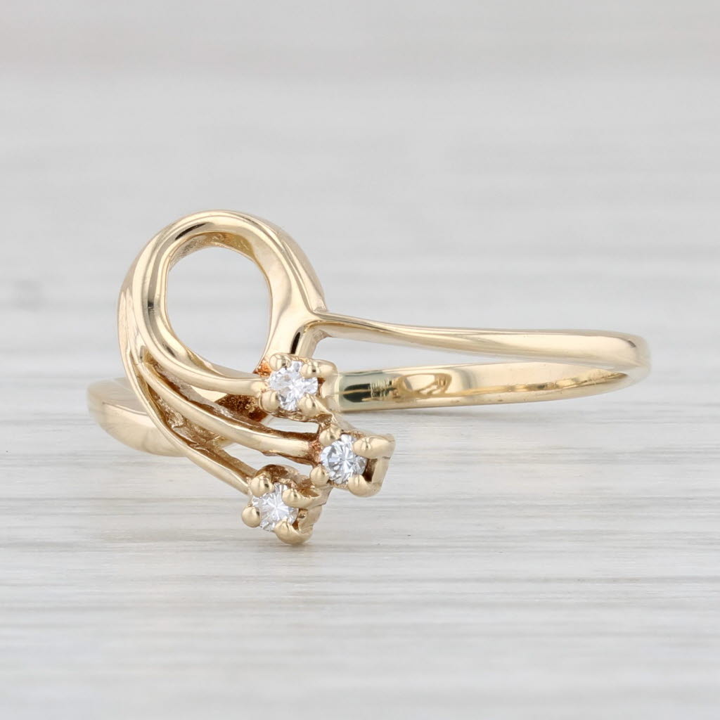 Light Gray Diamond Shooting Stars Ring 14k Yellow Gold Size 6.5
