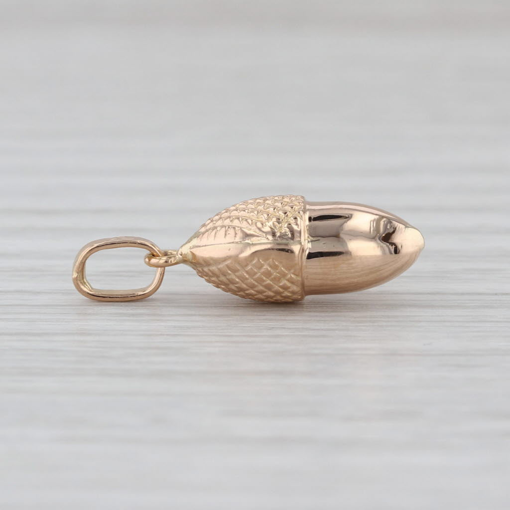 Acorn Charm 18k Yellow Gold Pendant