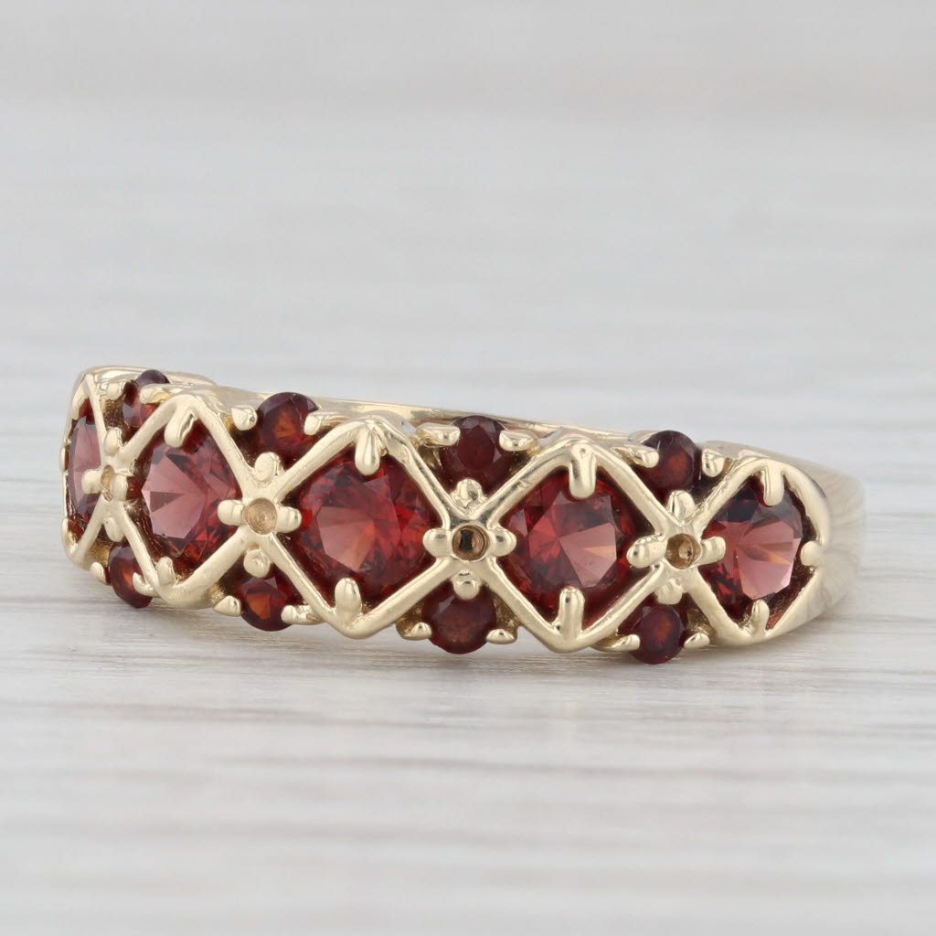 Light Gray 1.60ctw Garnet Ring 10k Yellow Gold Size 7.75 Stackable