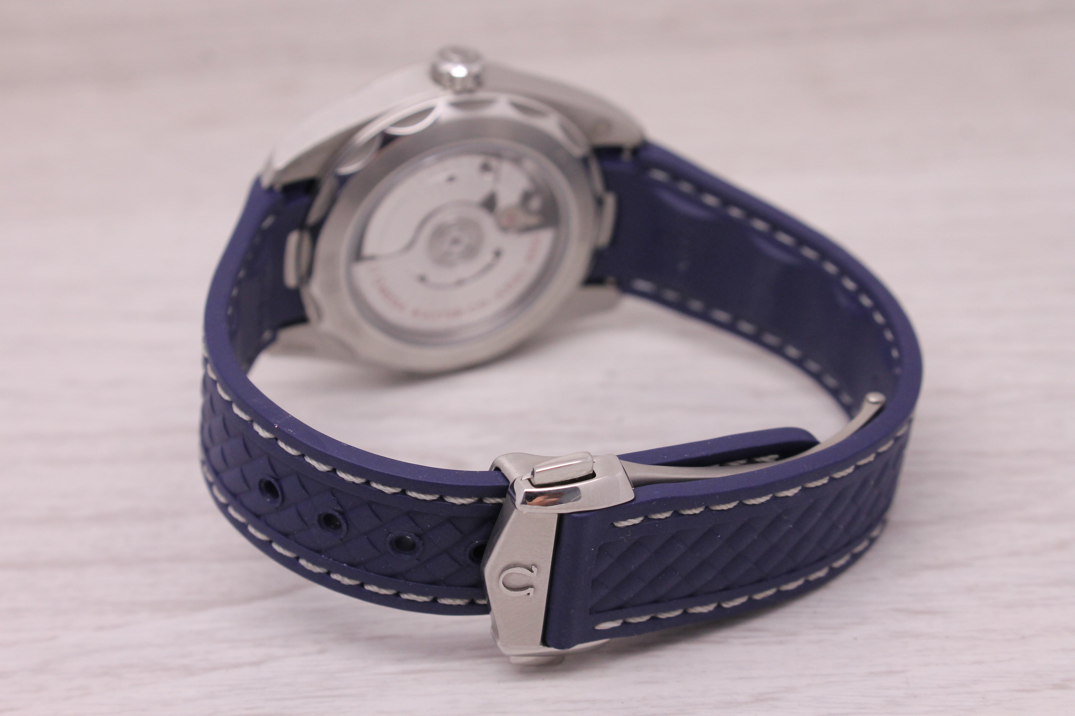 Omega Seamaster Aqua Terra 38mm Mens Steel Blue Co-Axial Chronometer Watch w Box