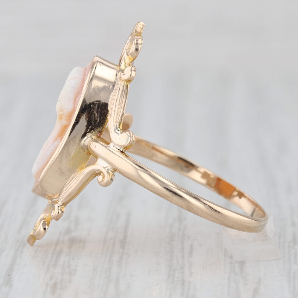 Vintage Carved Oval Shell Cameo Ring 10k Yellow Gold Size 10.5