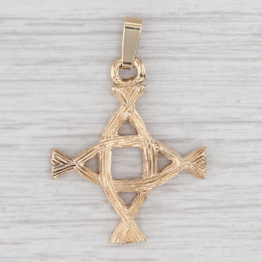 Light Gray Kildare Saint Brigid Irish Cross Pendant 14k Yellow Gold Linked Christian Fish