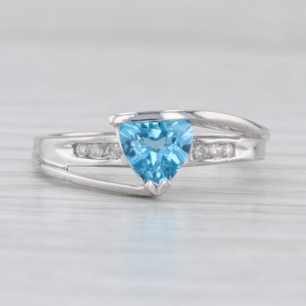 1.06ctw Trillion Blue Topaz Diamond Ring 10k White Gold Size 7.5 Bypass