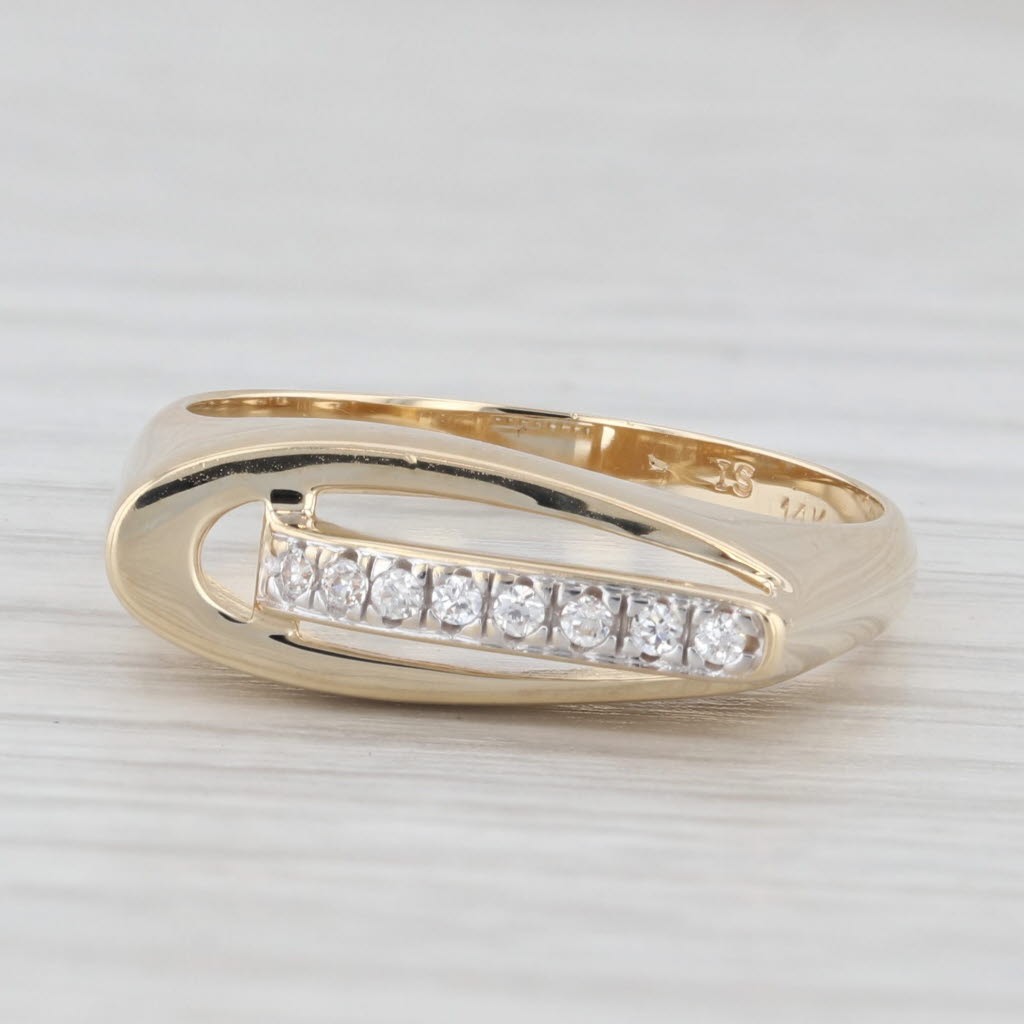 Light Gray Cubic Zirconia Abstract Ring 14k Yellow Gold Size 7