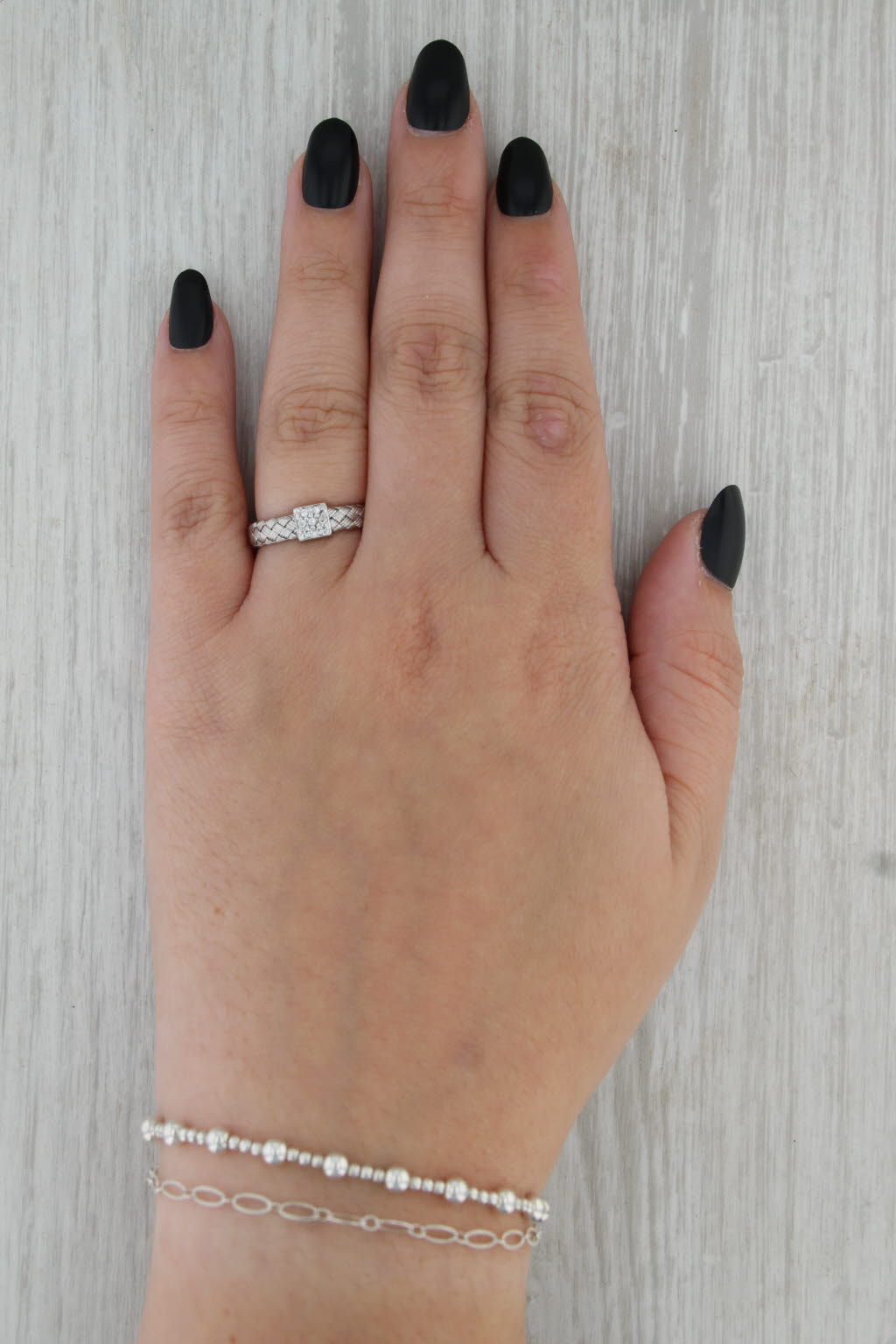 Roberto Coin Diamond Basket Weave Station Ring 18k White Gold Band Stackable