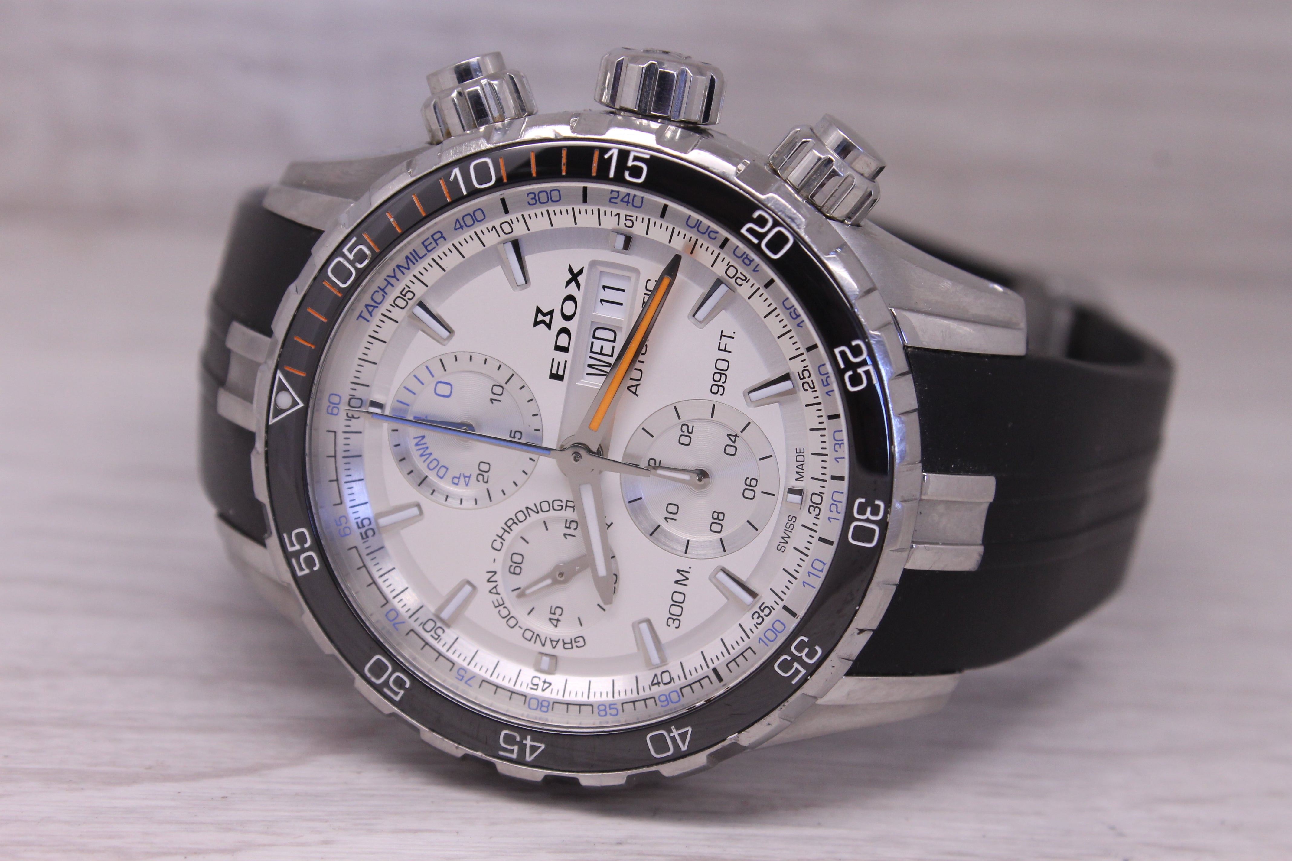 Edox Ocean Master Mens Steel 44mm Automatic Chronograph Watch 01123 3ORCA ABUN