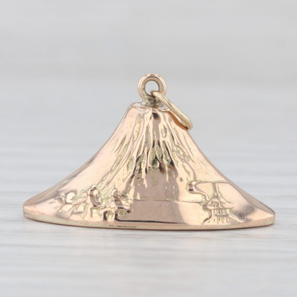 Light Gray Vintage Mt Fuji Charm 14k Yellow Gold Japan Souvenir Pendant