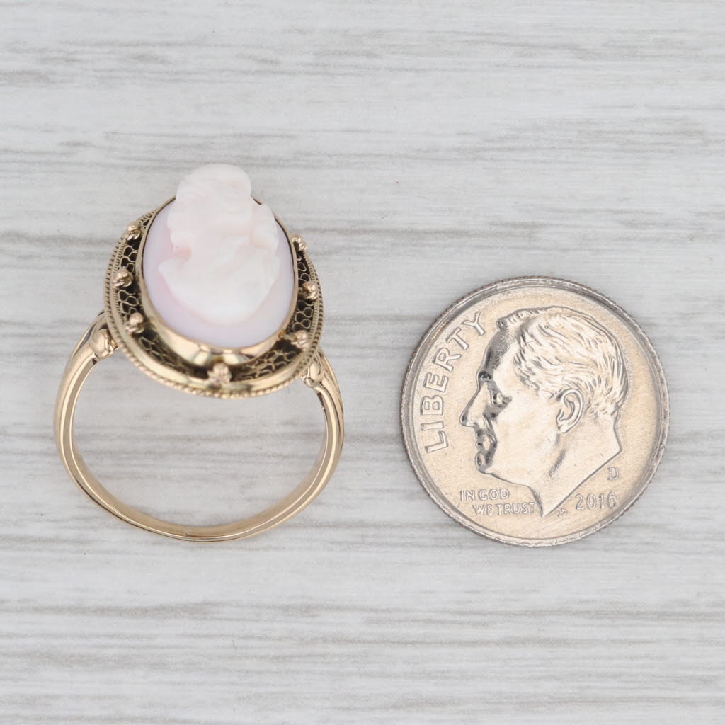 Light Gray Vintage Carved Shell Cameo Ring 10k Yellow Gold Size 5.75 Figural Bust