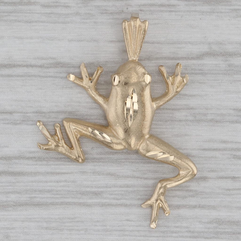 Gray Detailed Frog Pendant 14k Yellow Gold