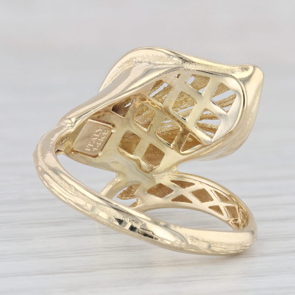 Light Gray Lily Bypass Ring 14k Yellow Gold Flower Statement Size 8
