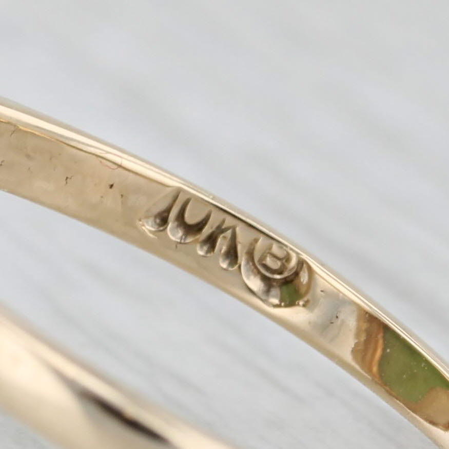 Light Gray Green Nephrite Jade Oval Cabochon Solitaire Ring 10k Yellow Gold Size 8.25