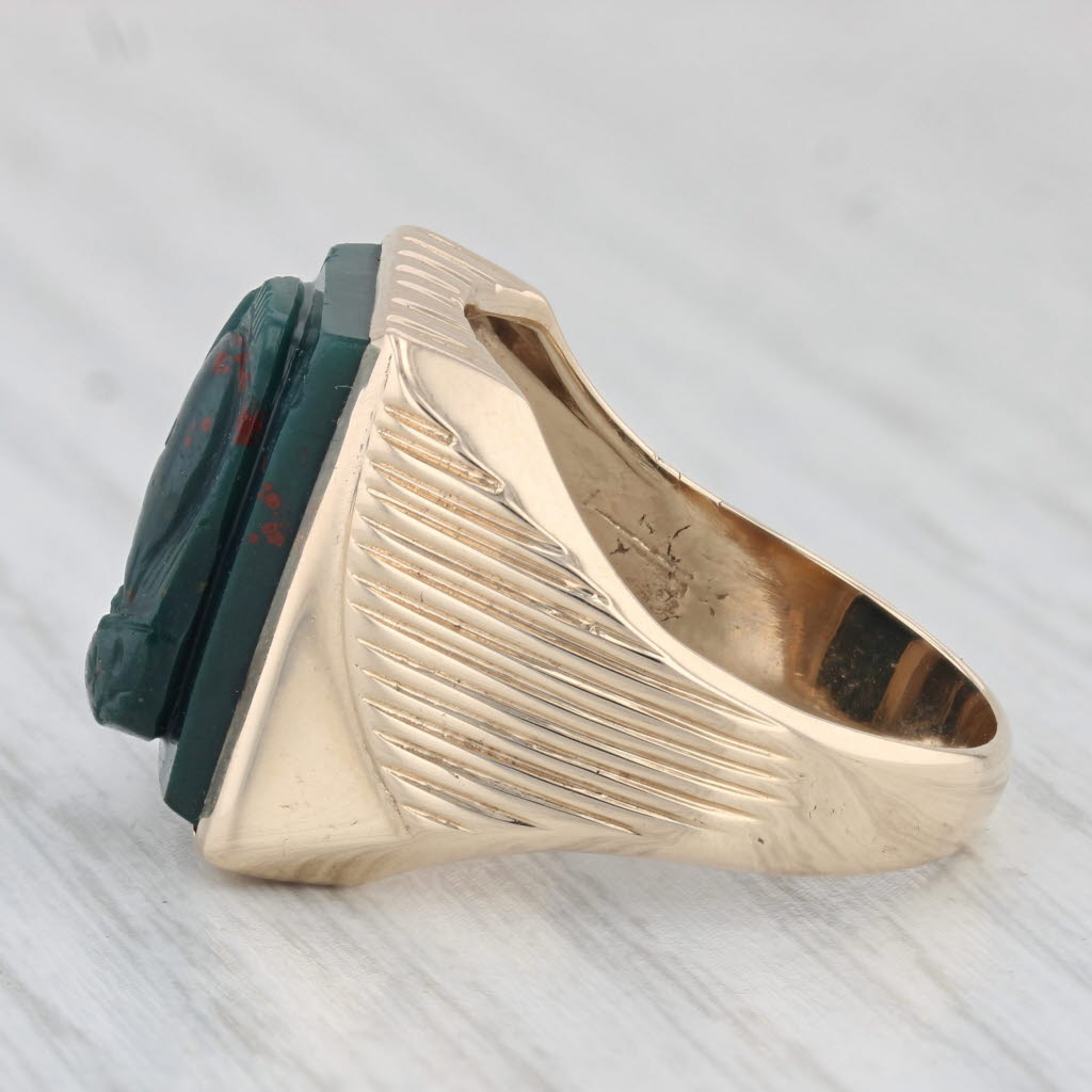 Light Gray Vintage Bloodstone Carved Soldier Cameo Ring 10k Yellow Gold Size 8.5