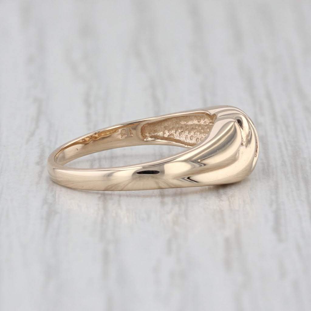 0.13ctw Diamond Scalloped Ring 10k Yellow Gold Size 7