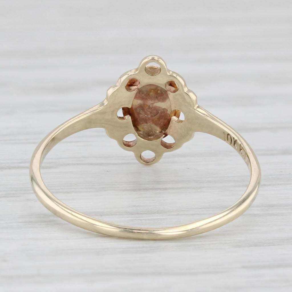 Light Gray Vintage Engravable Signet Ring 10k Yellow Gold Small Size 4