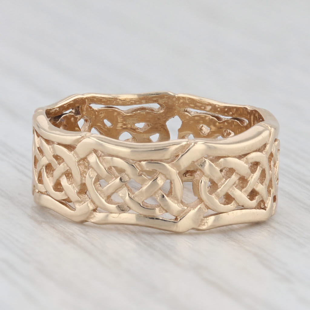 Light Gray Celtic Knot Pattern Ring 14k Yellow Gold Size 6.5 Band Wedding