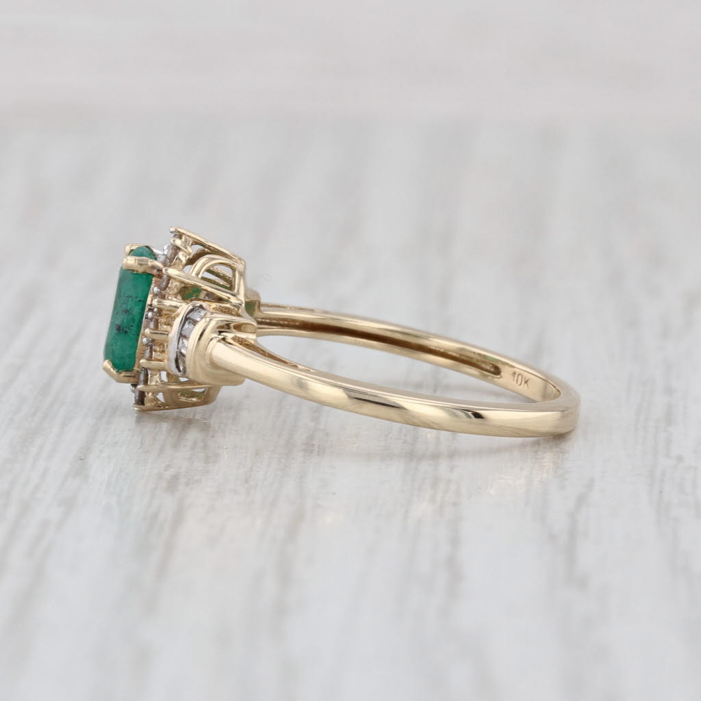 0.92ctw Emerald Diamond Halo Ring 10k Yellow Gold Size 7.25