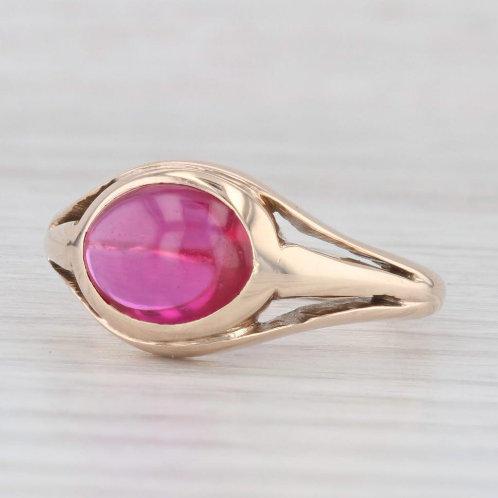 Light Gray Vintage Lab Created Ruby Cabochon 10k Yellow Gold Ring Size 8.5