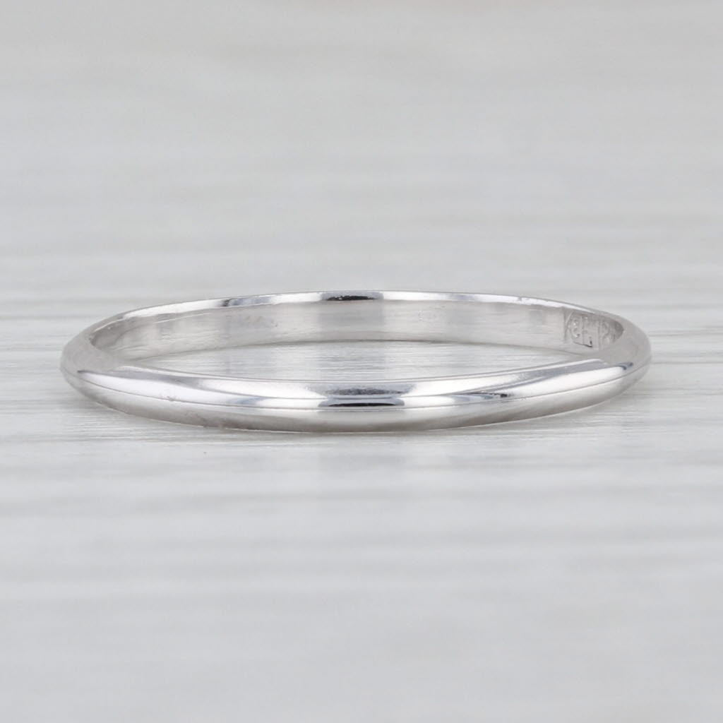 18k White Gold Wedding Band Size 7 Ring Stackable