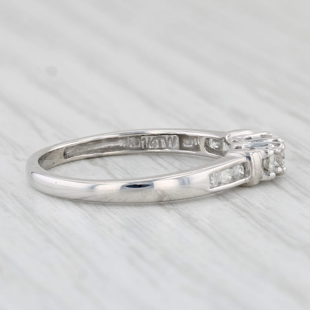 Light Gray 0.20ctw Round Diamond 3-Stone Engagement Ring 10k White Gold Size 7.25