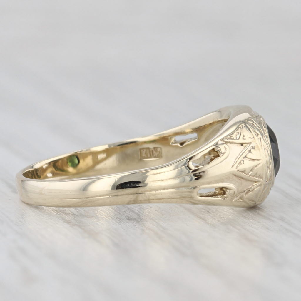 Light Gray Vintage 0.70ct Green Tourmaline Solitaire Ring 10k Yellow Gold Size 8.25