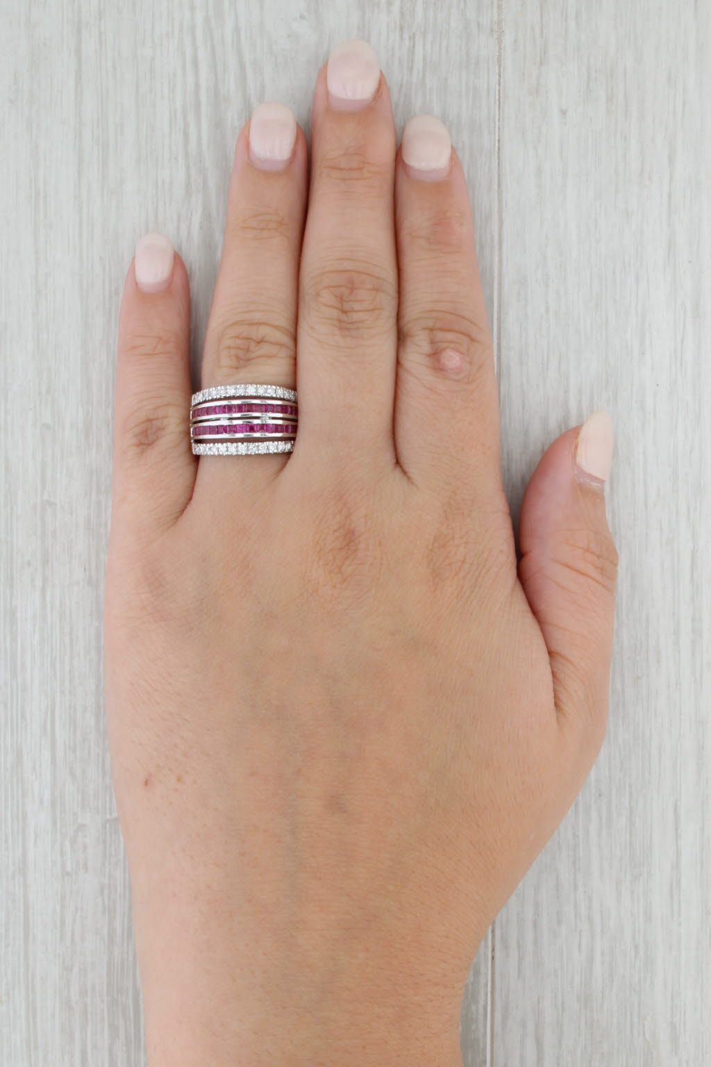 1.89ctw Ruby Diamond Ring 18k White Gold Size 7.5 Cocktail Stackable Band Design