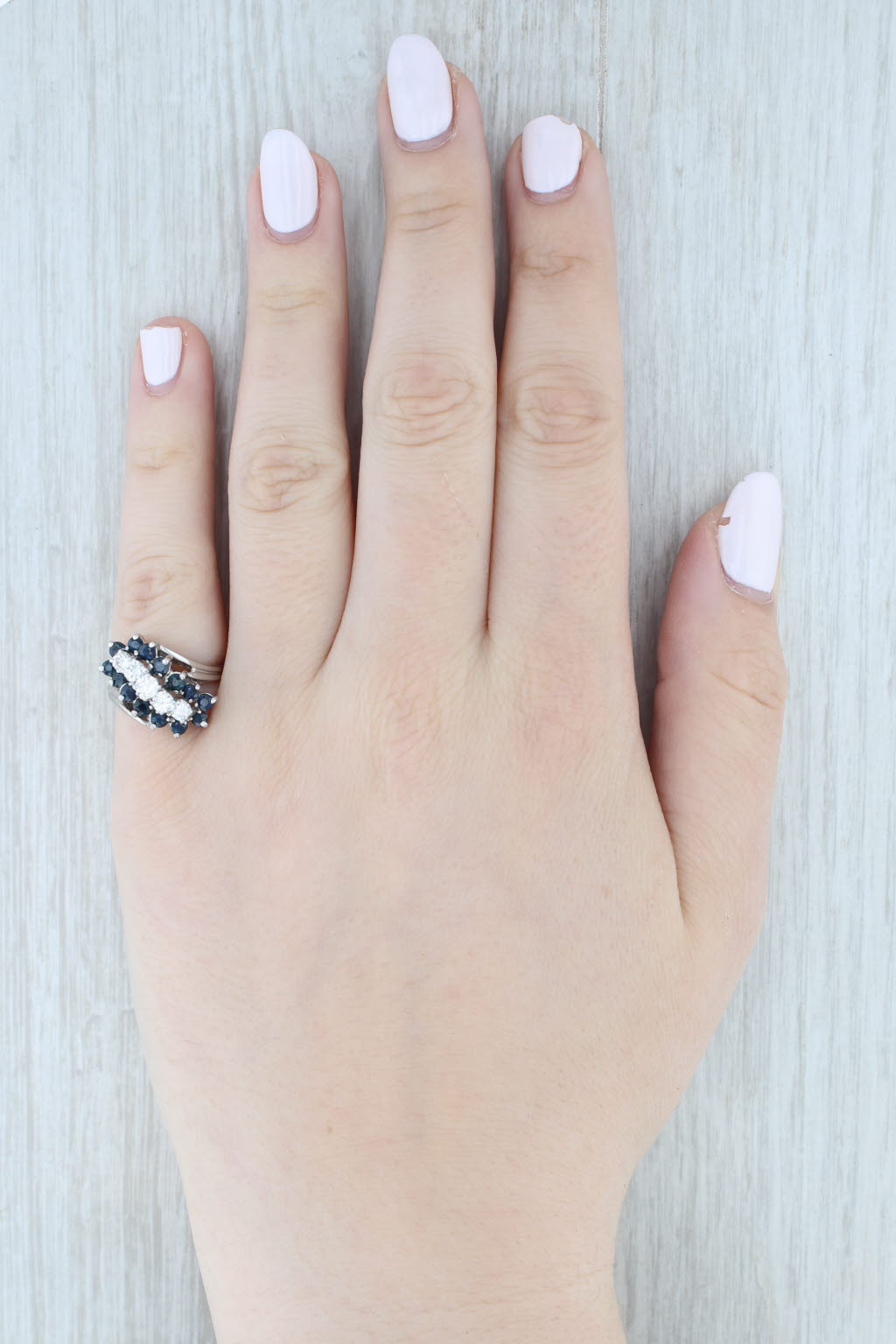 Light Gray 1.55ctw Tiered Blue Sapphire Diamond Ring 14k White Gold Size 6.25 Cocktail