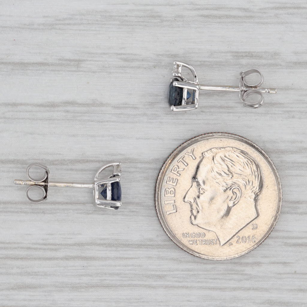 Gray 1.04ctw Round Blue Sapphire Diamond Stud Earrings 18k White Gold