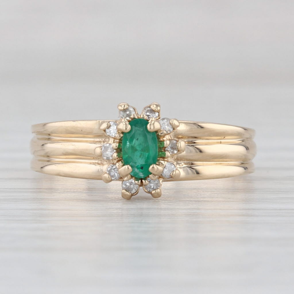 0.29ctw Emerald Diamond Halo Ring 14k Yellow Gold Size 7.5