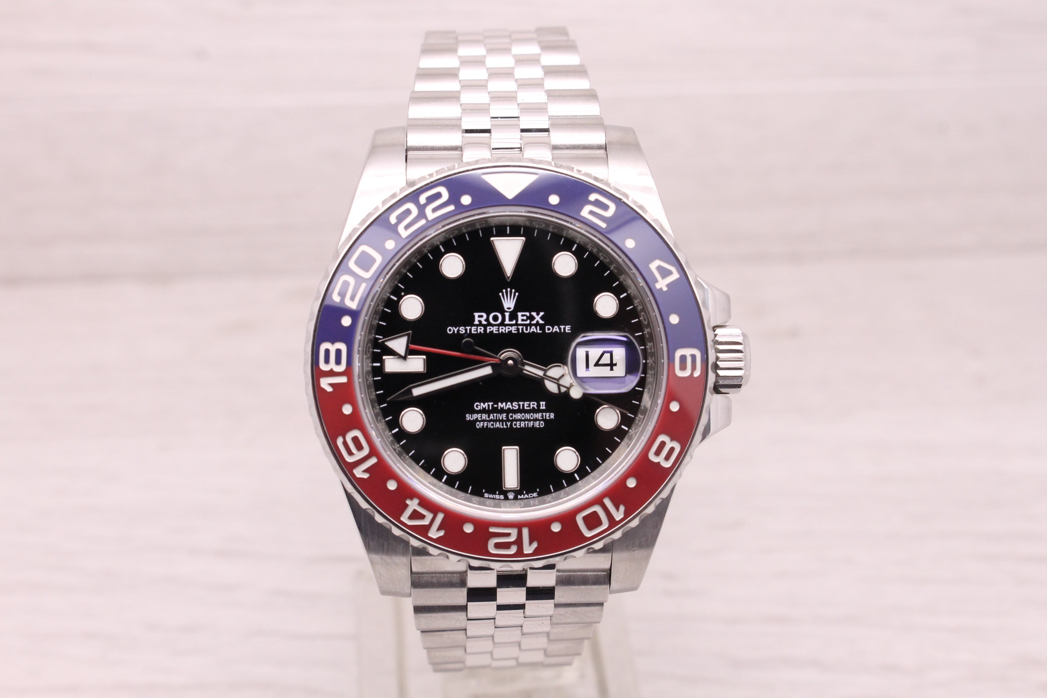 Light Gray Rolex GMT Master II 126710BLRO Pepsi Mens Automatic Steel Watch Jubilee Band