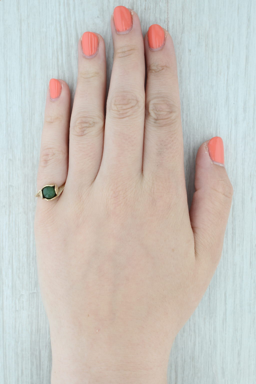 Gray Vintage Green Nephrite Jade Solitaire Ring 10k Yellow Gold Size 7.5