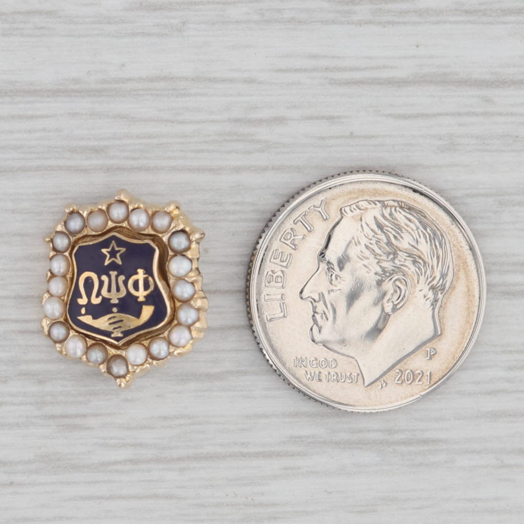 Gray Omega Psi Phi Fraternity Shield Badge 10k Gold Pearl Vintage Pin