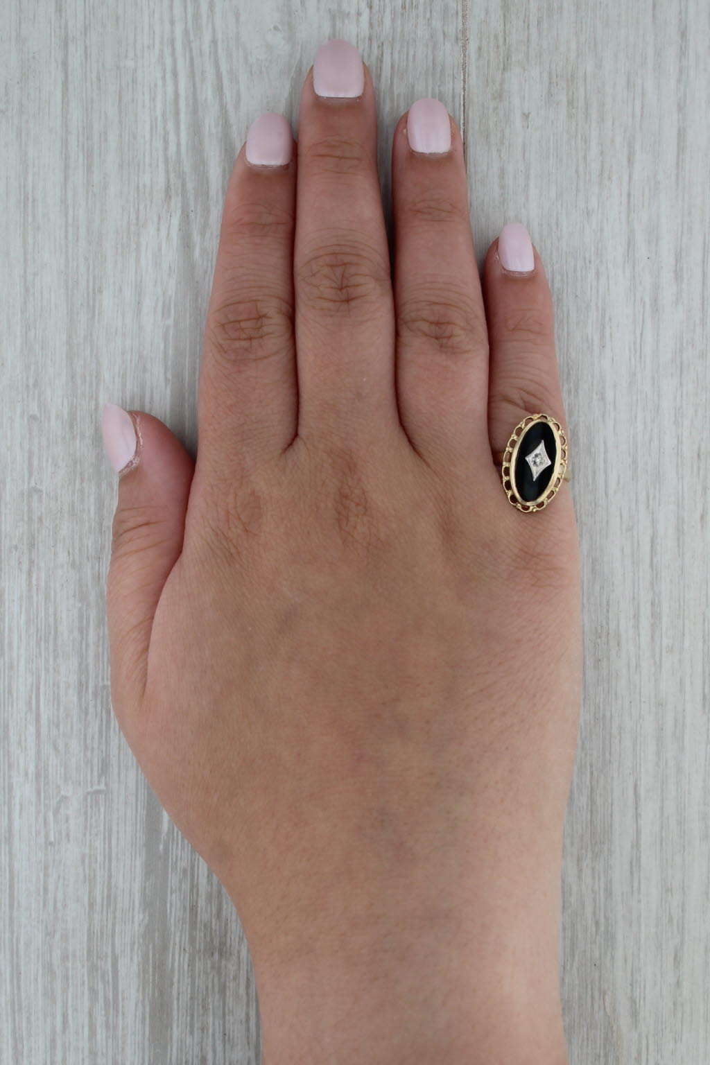 Vintage Onyx Diamond Signet Ring 10k Yellow Gold Size 5.5