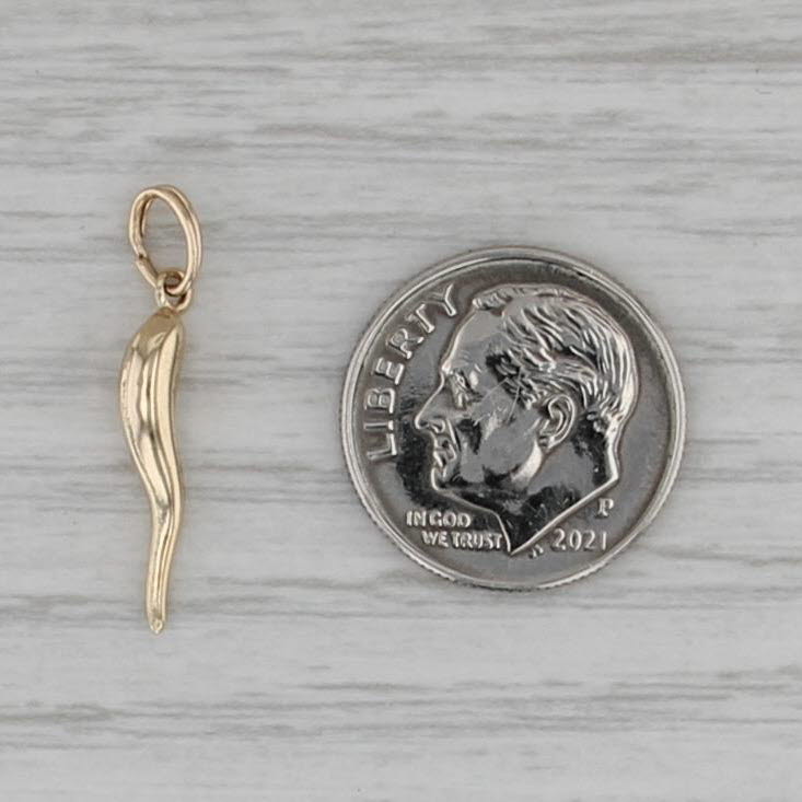 Small Italian Horn Pendant 14k Yellow Gold Good Luck Talisman Charm