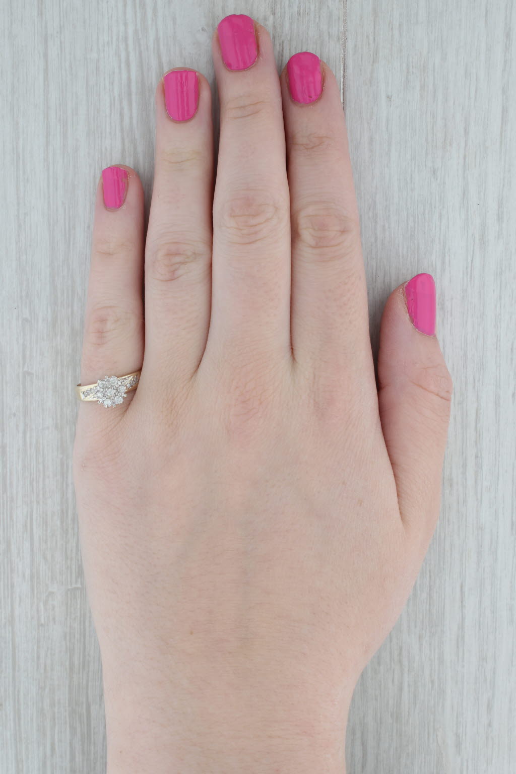 Gray 0.25ctw Diamond Cluster Flower Engagement Ring 10k Yellow Gold Size 7.75