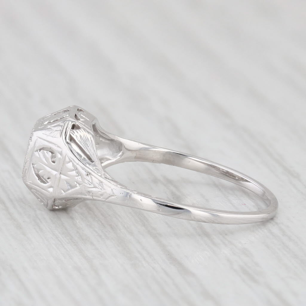 Light Gray Antique Art Deco 18K White Gold Diamond Ring Size 6.25 Solitaire