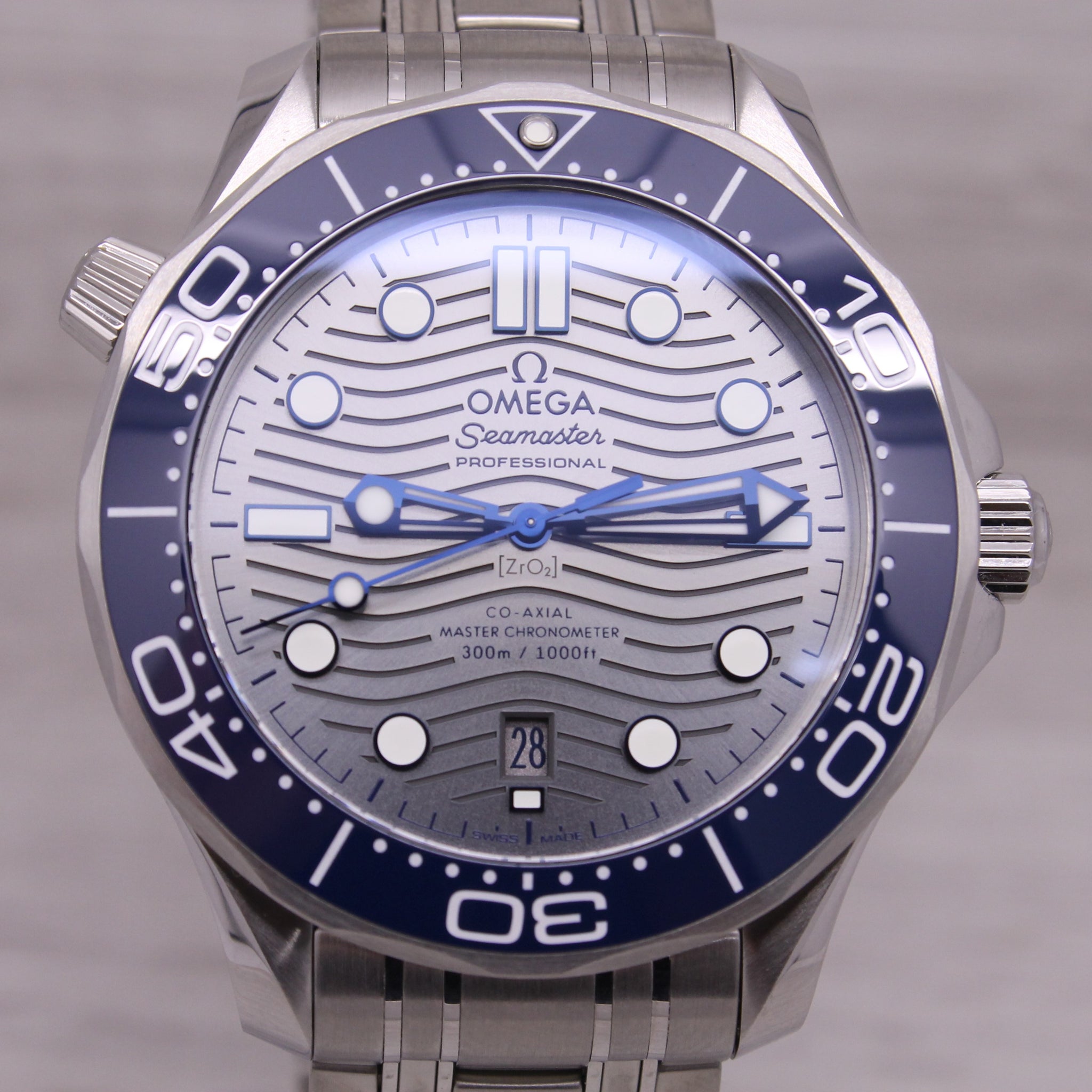 Omega Seamaster Pro 300m 42mm Steel Ceramic Diver Watch Master Co-Axia
