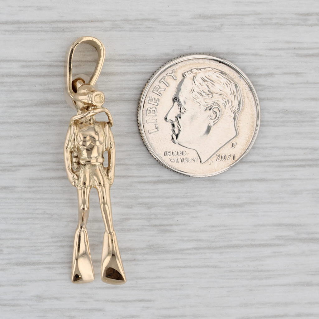 Gray Scuba Diver Pendant 14k Yellow Gold 3D Figural Nautical