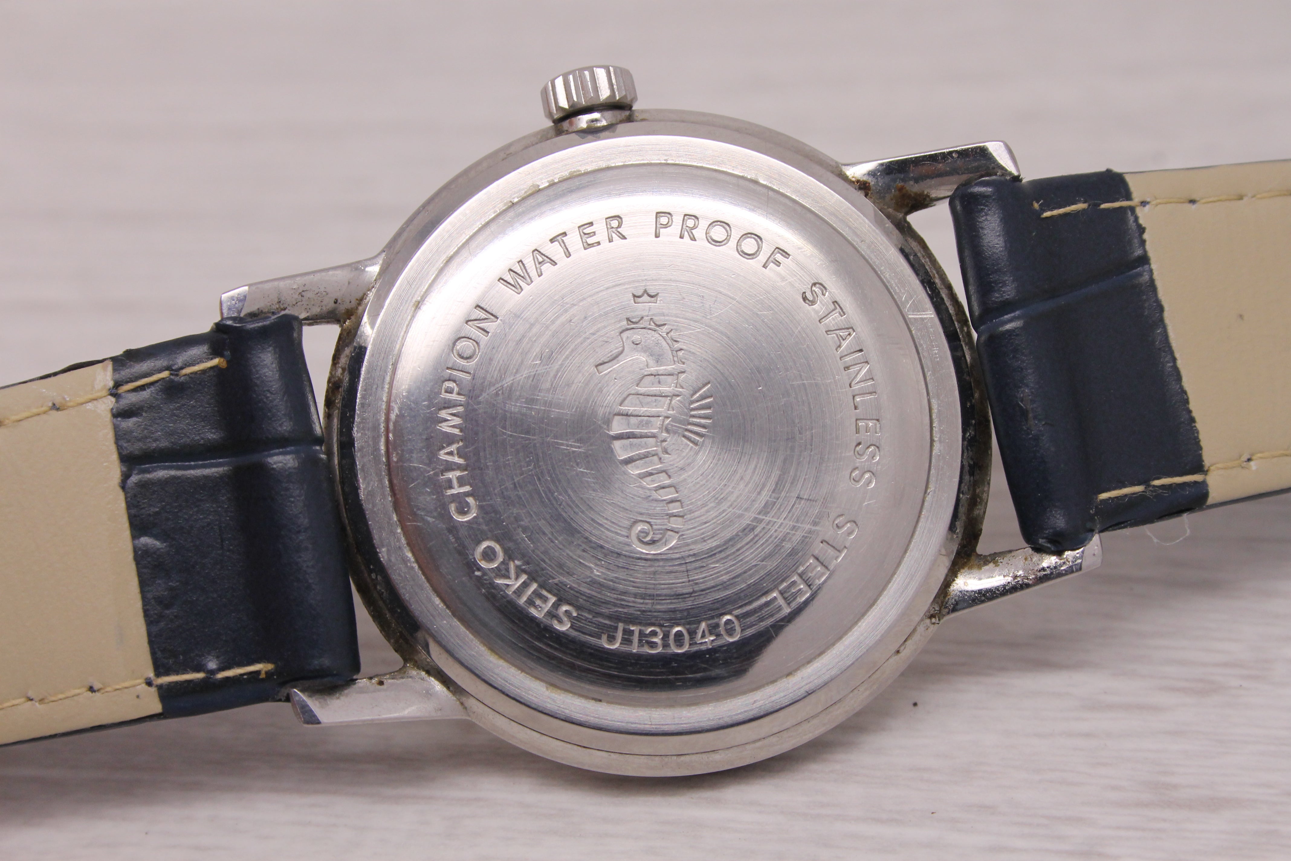 Dark Gray Vintage 1960s Seiko Champion 30 Waterproof Mens 35mm Steel Watch ORIGINAL J13040