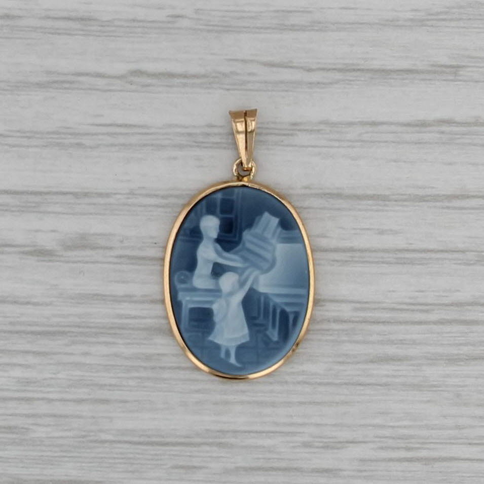 Black White Chalcedony Mother Child Playing Piano Carving Pendant 14k Gold
