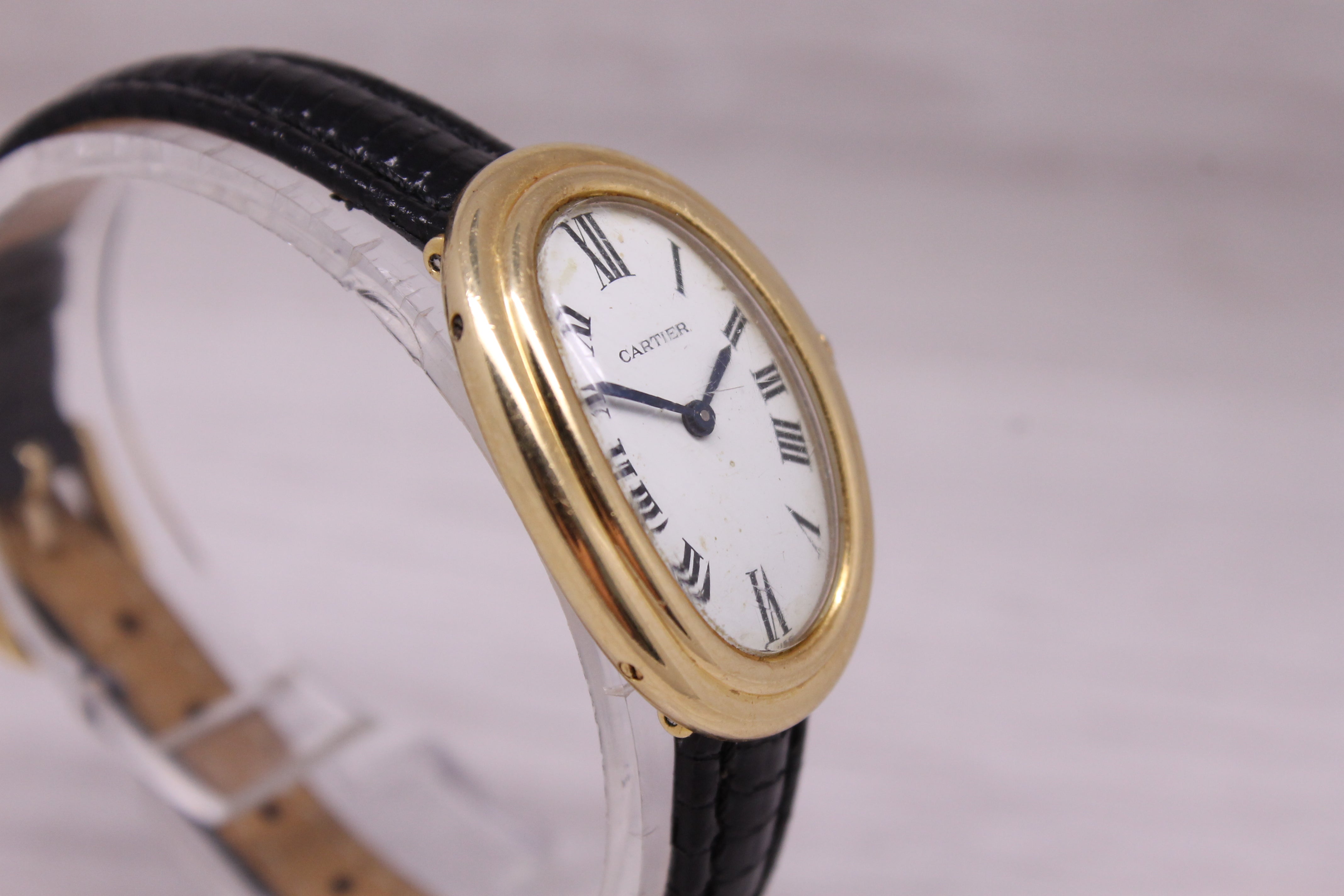 Vintage c.1980's Cartier Baignoire 78094 18k Yellow Gold Paris Manual Wind Watch